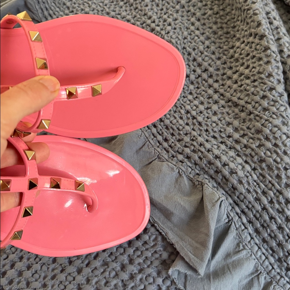 AUTHENTIC Valentino Garavani Rockstud Jelly Flat T strap Sandal size 41 - Picture 5 of 5